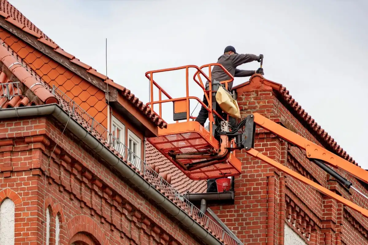 Commercial roofing services in Warner Robins, GA